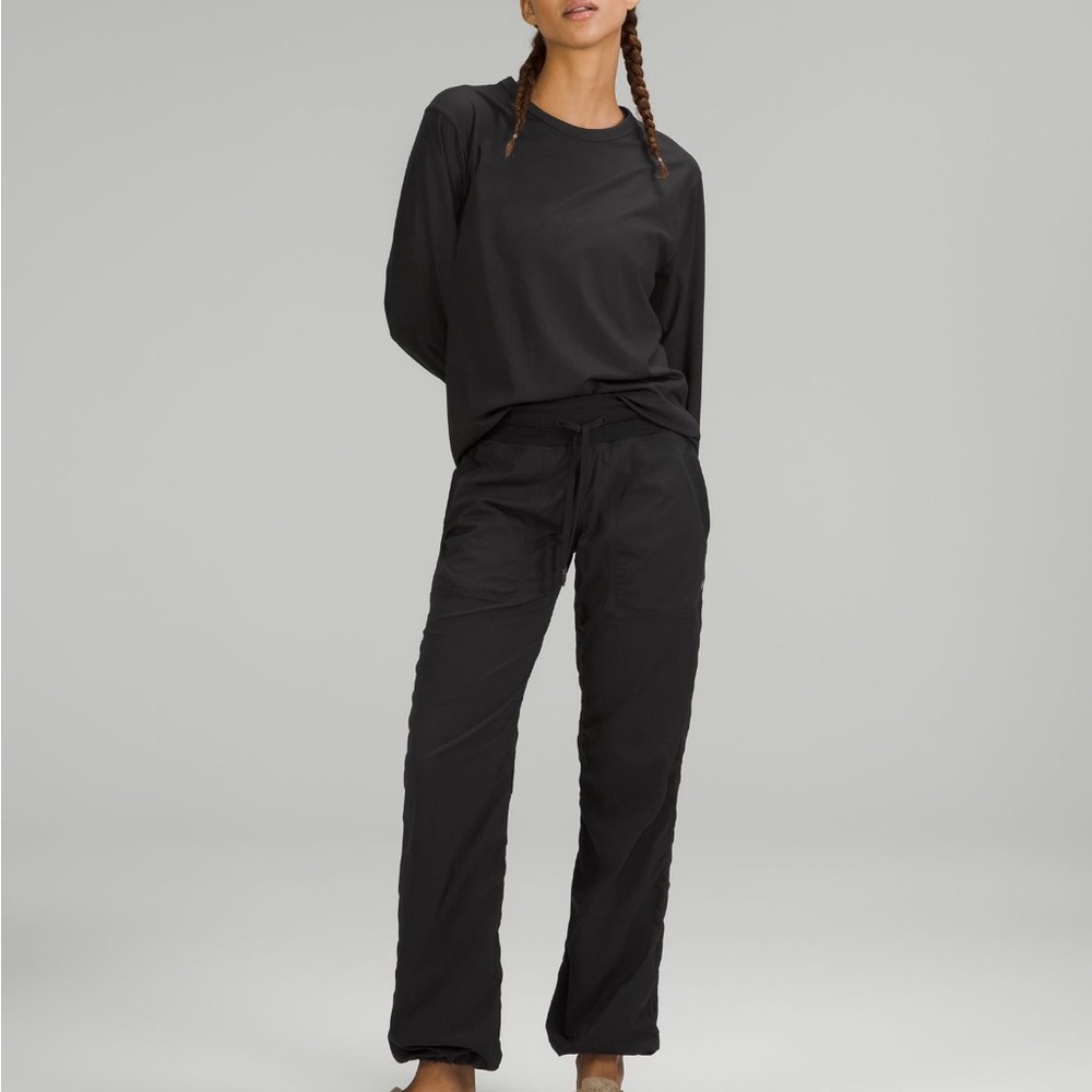 Lululemon Dance Studio Pant. Size 2 or 4. Great Condition and super comfy!